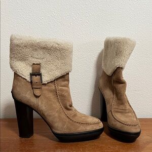 Tod's Tan Suede Heeled Boots with Shearling Cuff Size 36.5
